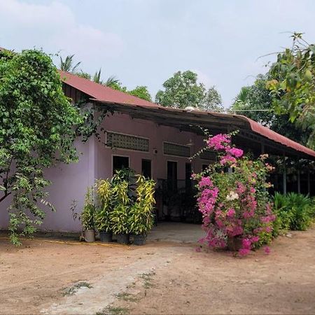 The Purple House Daire Siem Reap Dış mekan fotoğraf
